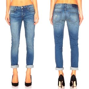 AMO Tomboy Dive Bar Boyfriend Jeans 26
